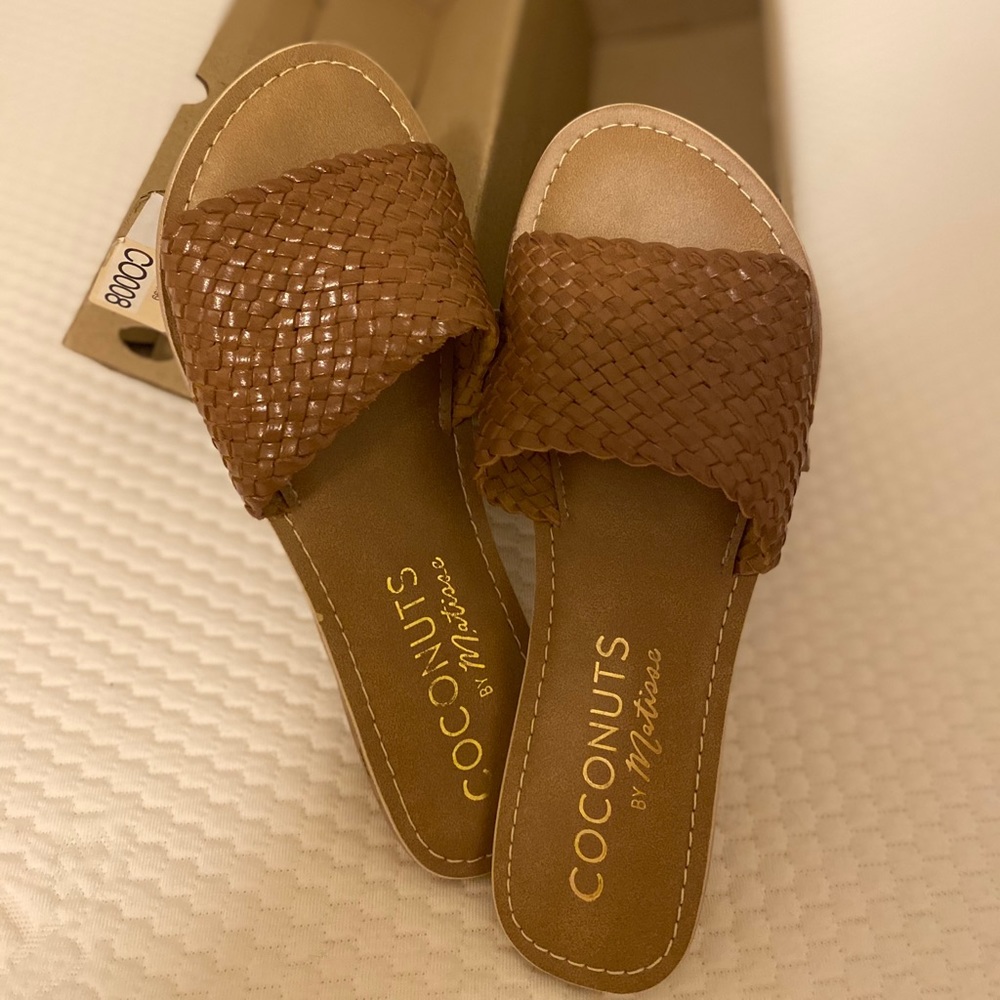 Coconuts by Matisse Womens Woven Slip Ons